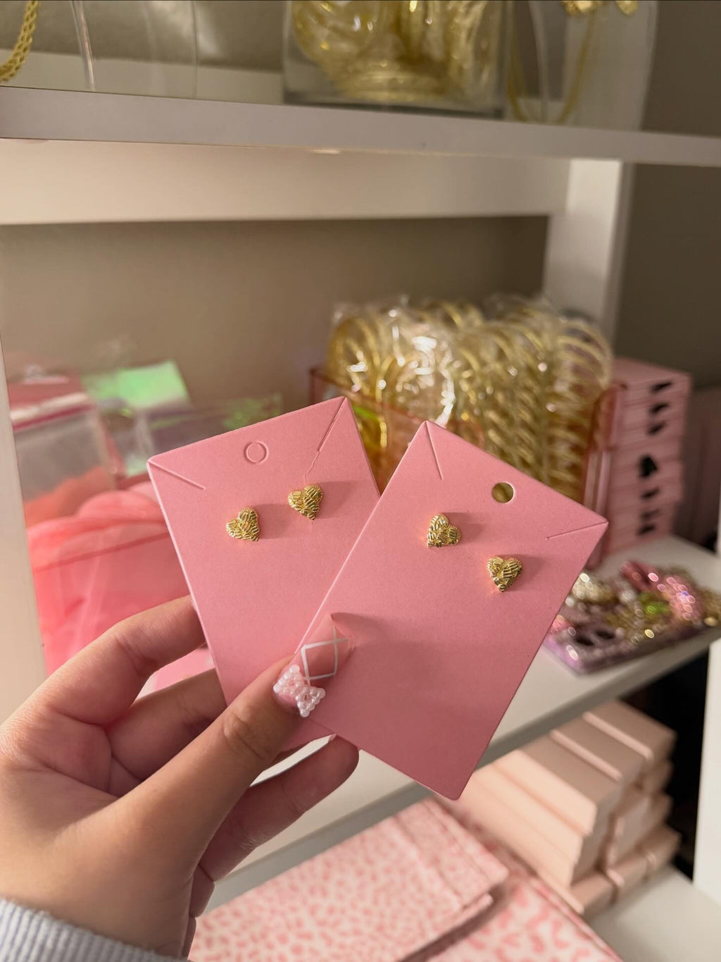 CIRCLE X HEART NUGGET STUDS