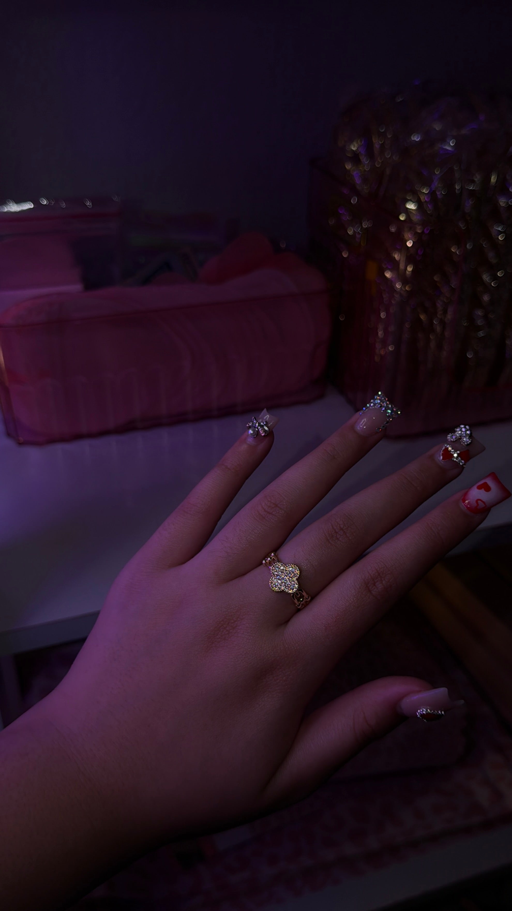 ADJUSTABLE CLOVERLEAF RING